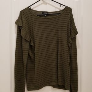 NWOT Green and black ruffle sleeve sweater